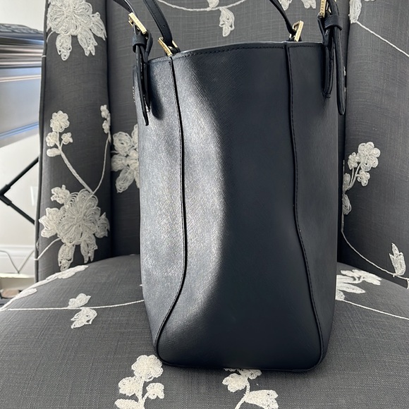 Tory Burch tote - Picture 4 of 11
